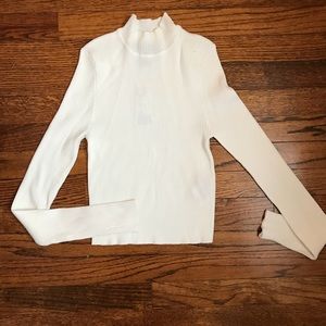 Forever 21 cream turtle neck - size M